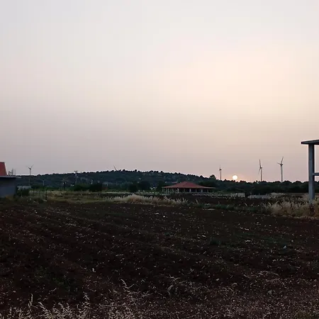 Kermen Tiny Кешме